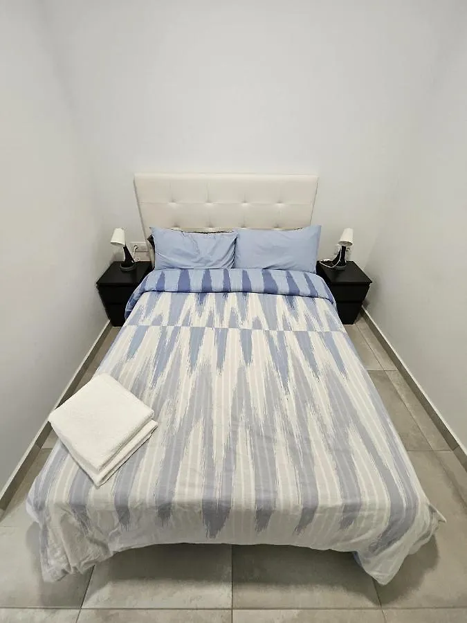 Apartamentos La Meridian Barcelona 0*,  Spain